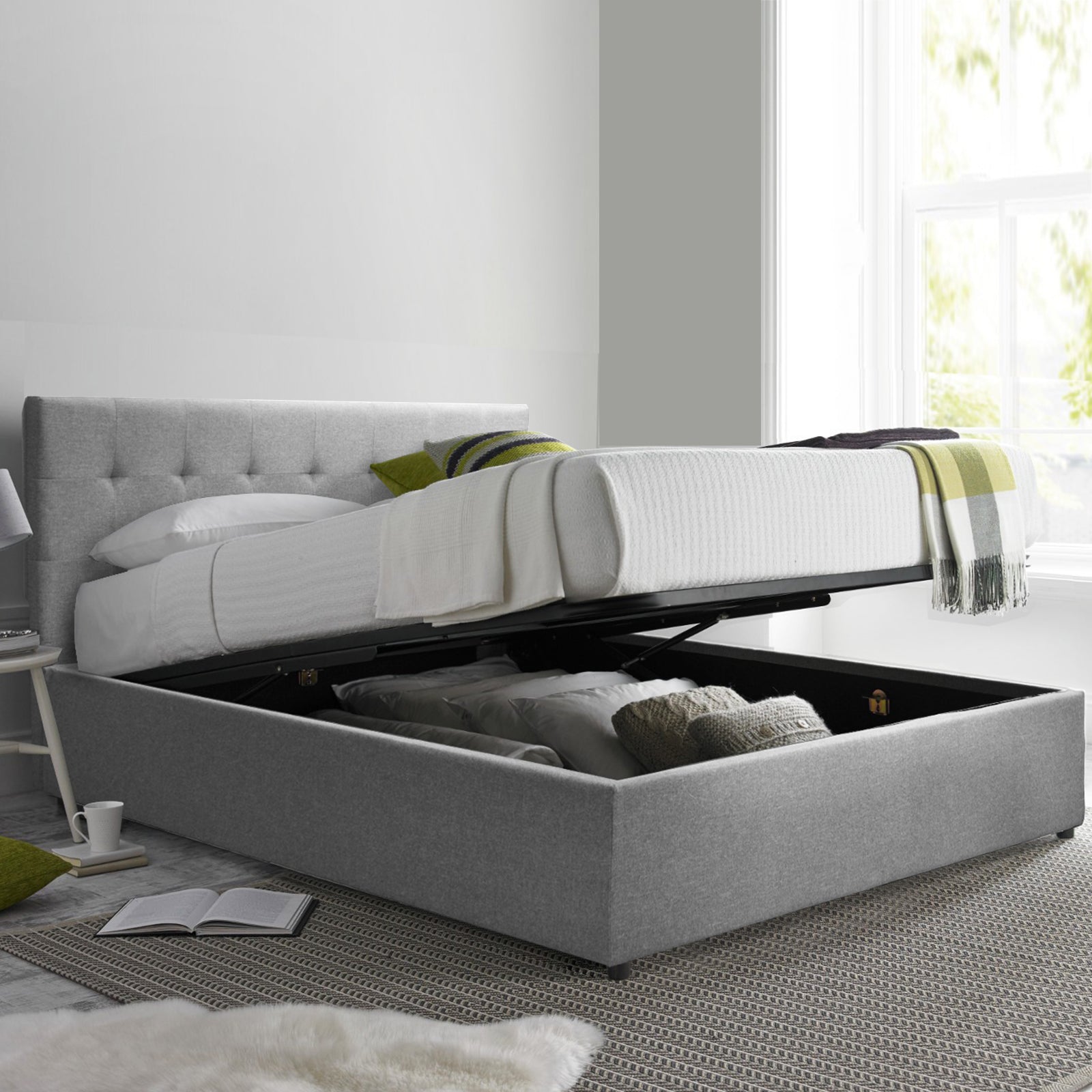 Innovatives VariLuxe-Bett mit Stauraum - Austauschbares Kopfteil: Kunstleder und großer Stauraum