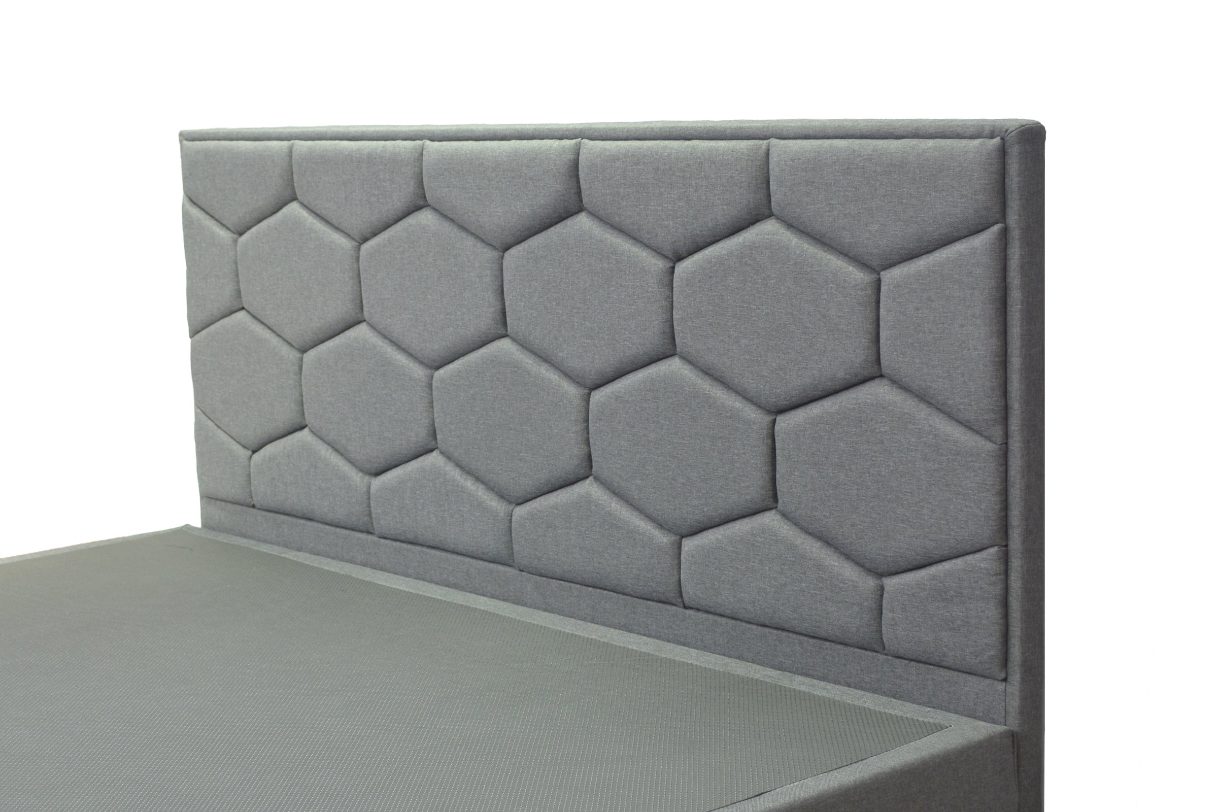 Innovatives VariLuxe-Bett - Austauschbares Kopfteil: Stoff- und Holzlattenrost