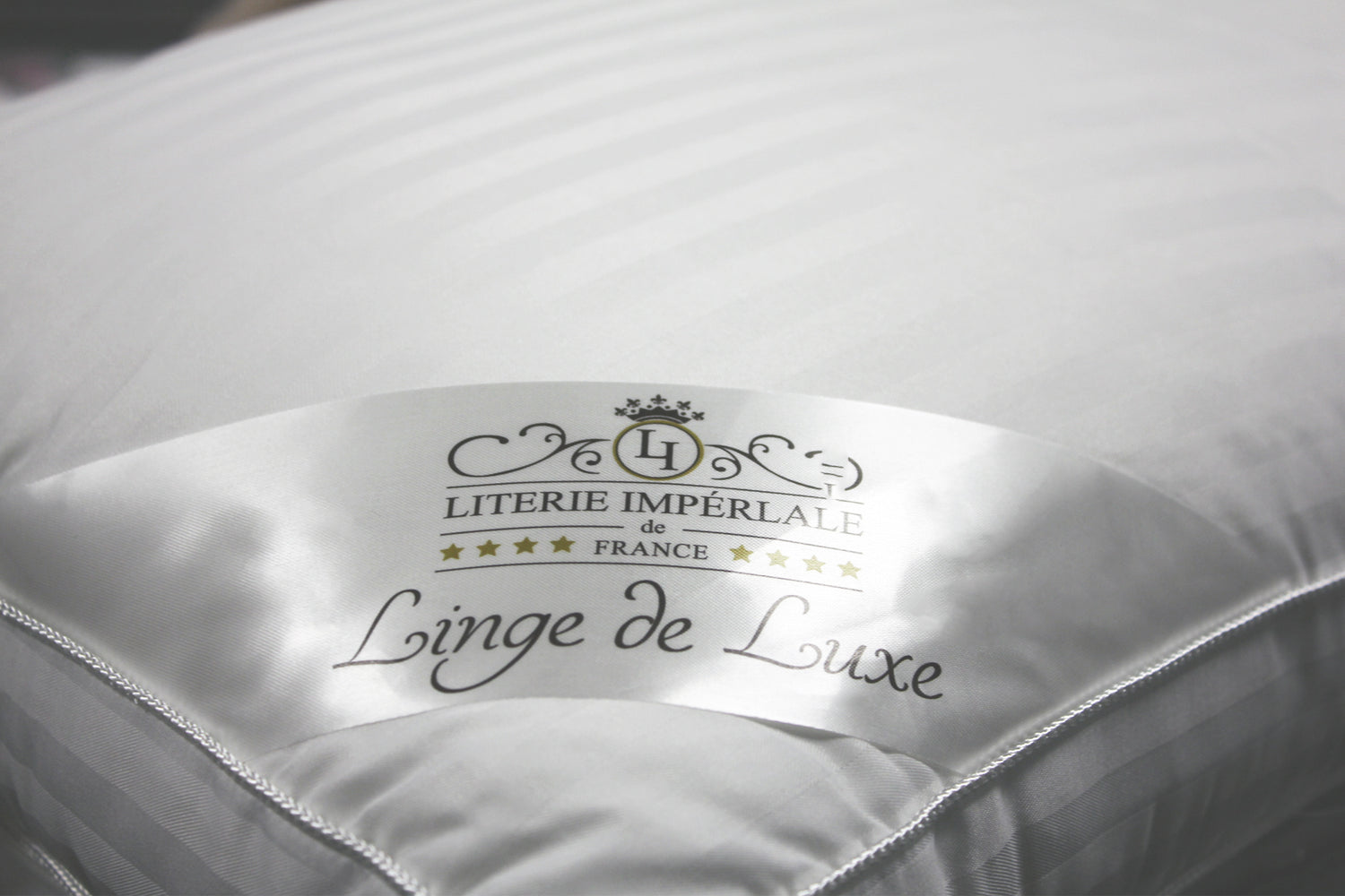 Oreiller microfibre hypoallergénique, 15 cm - Collection Palace