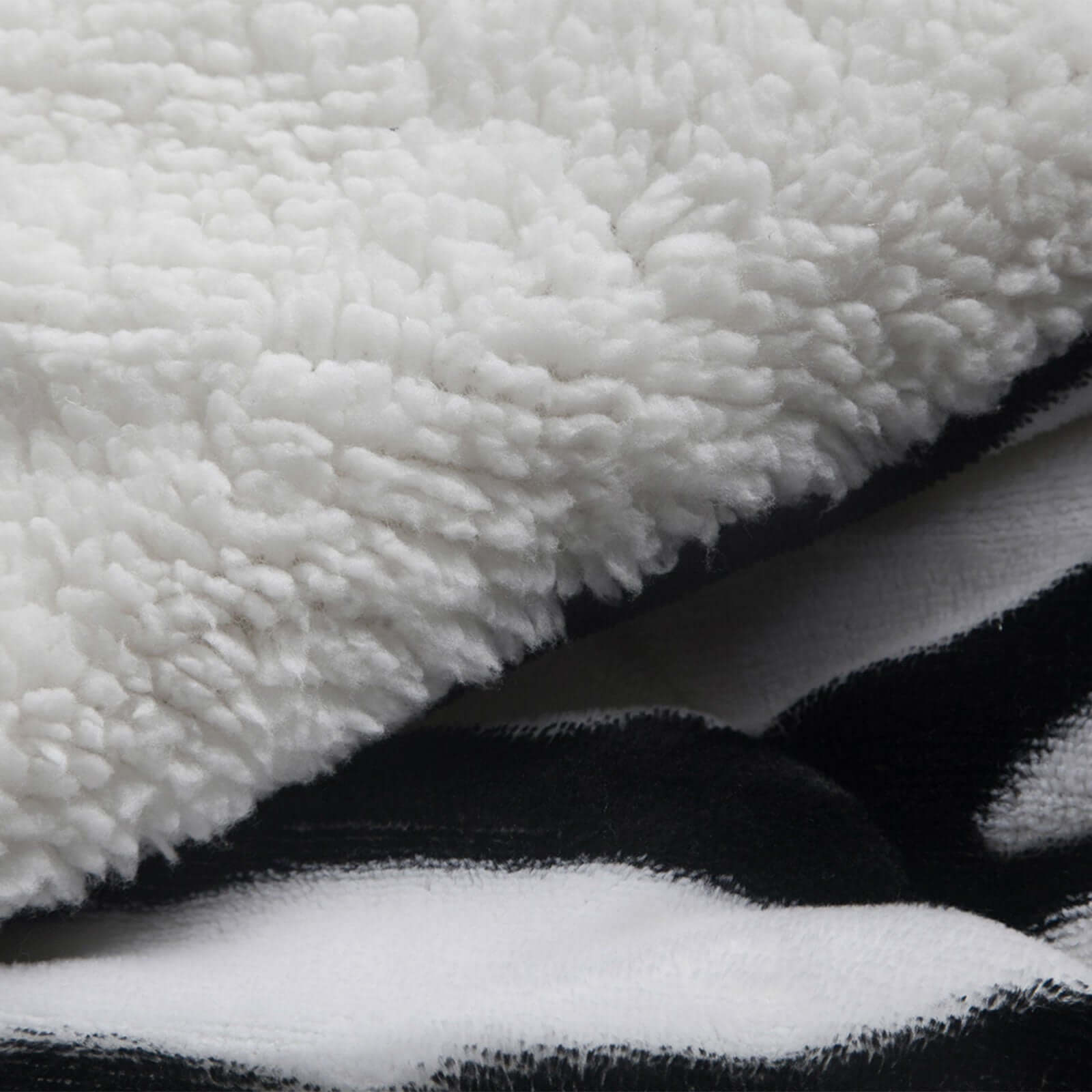 Wendebettdecke: weiß und schwarz