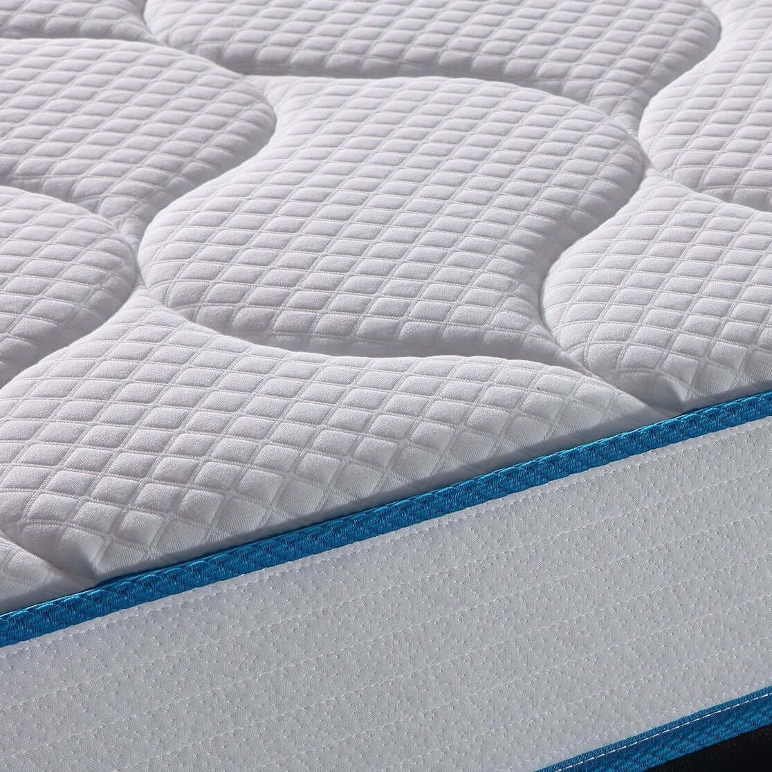 Métropole-Matratze: Memory Foam und Federn