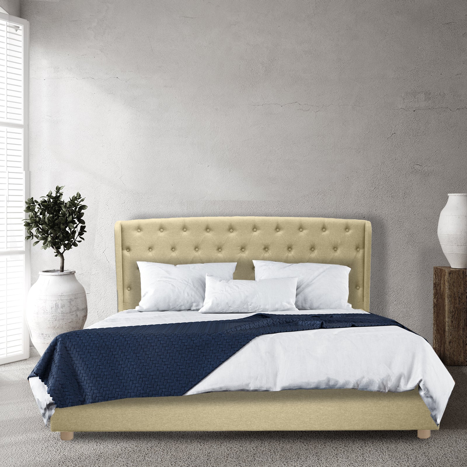 Lit capitonné Clémentine : tissu et sommier à lattes en bois