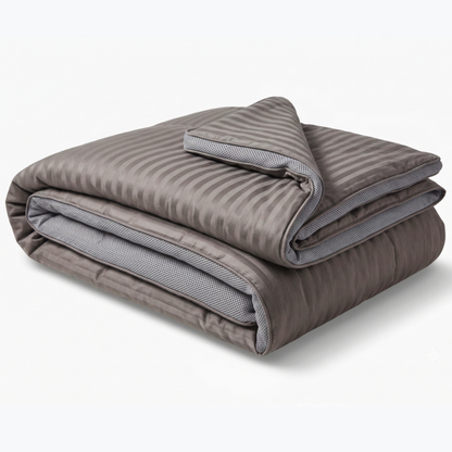 Luxury taupe 4-season duvet: reversible and thermoregulating