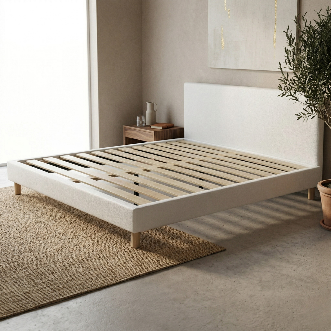 Lit simili cuir, tête de lit, sommier à lattes bois - Collection Prince