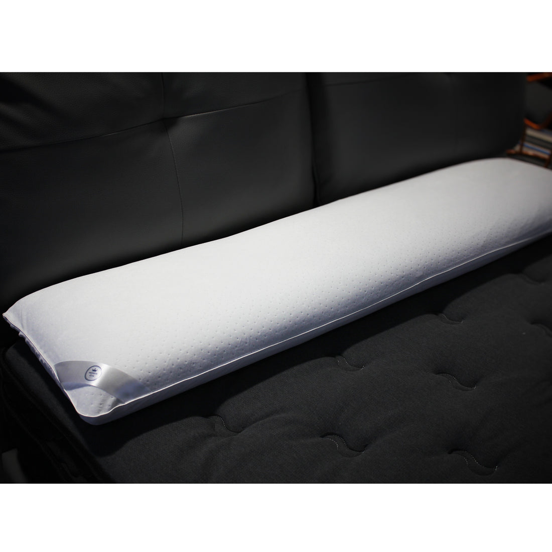 Prestige-Nackenrolle: Mikroperforierter Memory-Schaum - Abnehmbarer Bezug