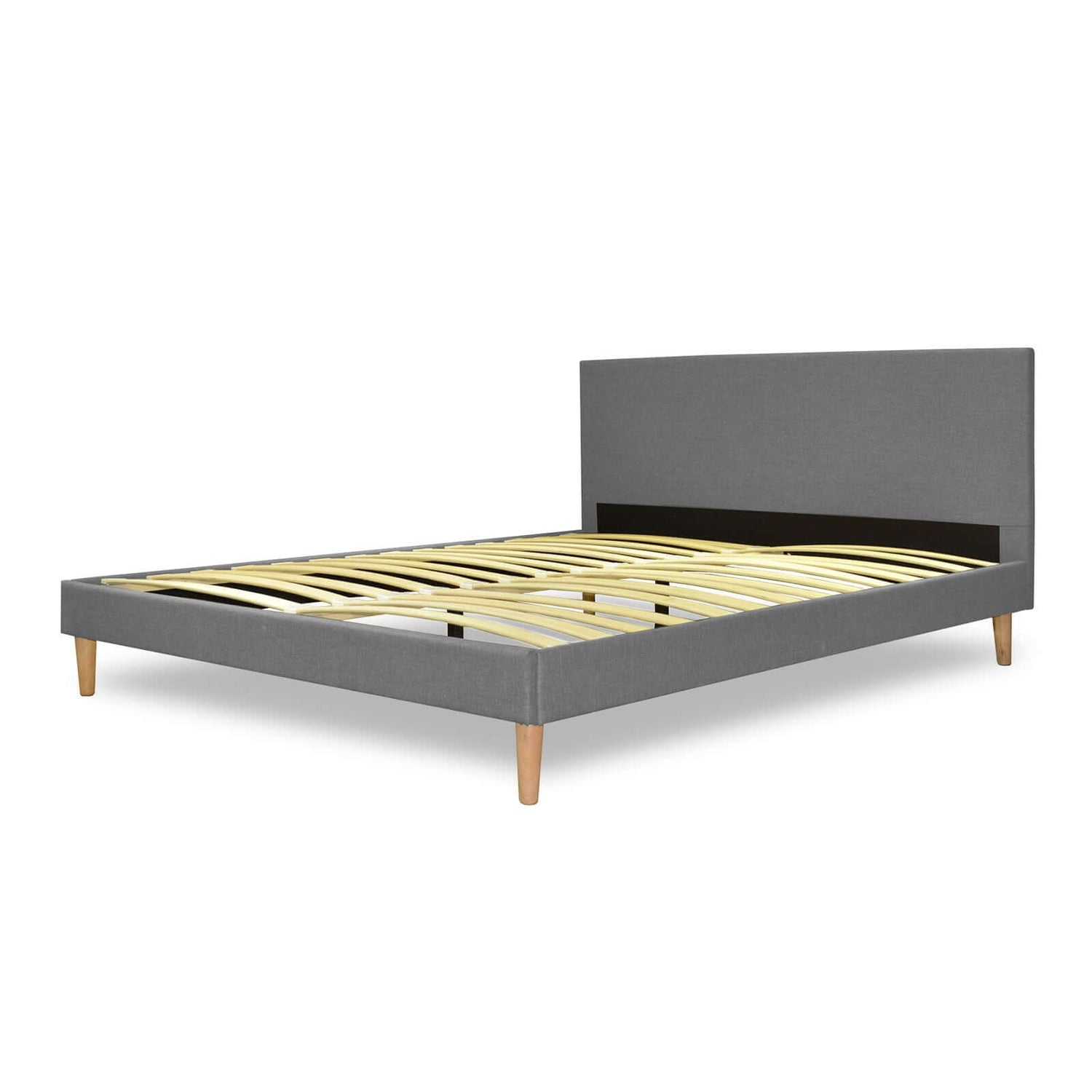 Skandinavisches Stoffbett Marquis: flexibler Lattenrost aus Holz